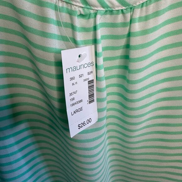 New Maurices green striped woven top size large - Picture 5 of 6